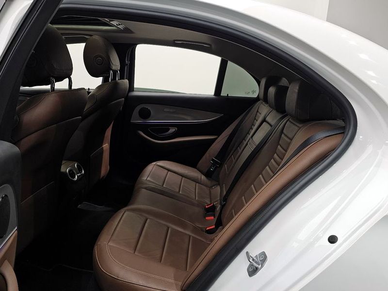 2018 Mercedes-Benz E-Class E200 Avantgarde photo 12