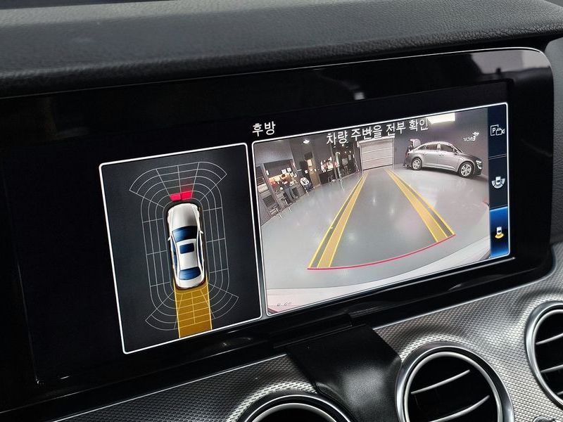 2018 Mercedes-Benz E-Class E200 Avantgarde photo 16