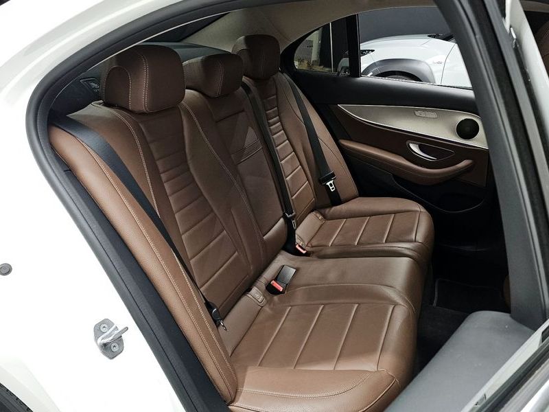 2018 Mercedes-Benz E-Class E200 Avantgarde photo 26