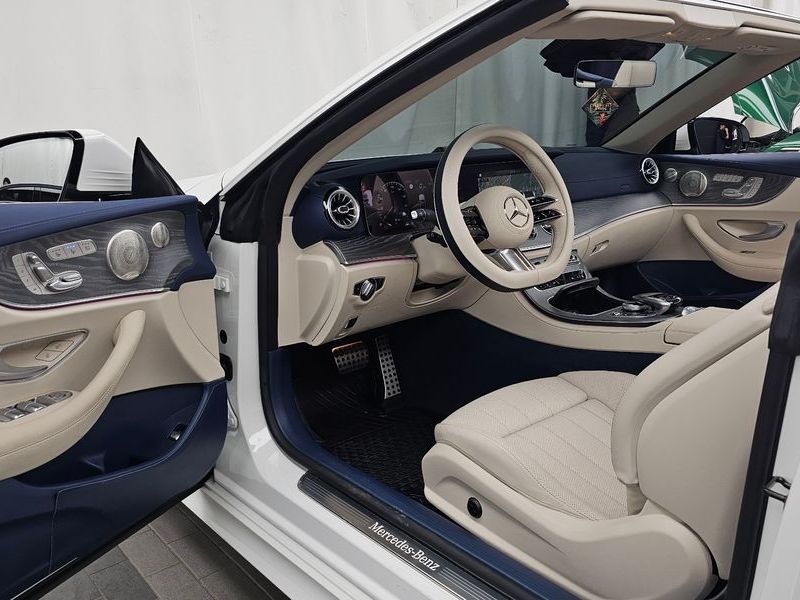 2023 Mercedes-Benz E-Class E450 4MATIC Cabriolet photo 10
