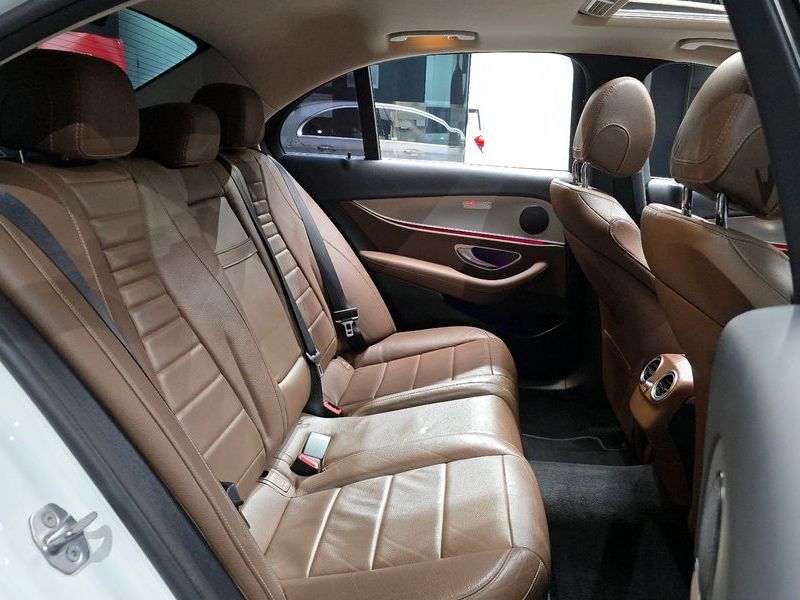 2018 Mercedes-Benz E-Class E200 Avantgarde photo 12