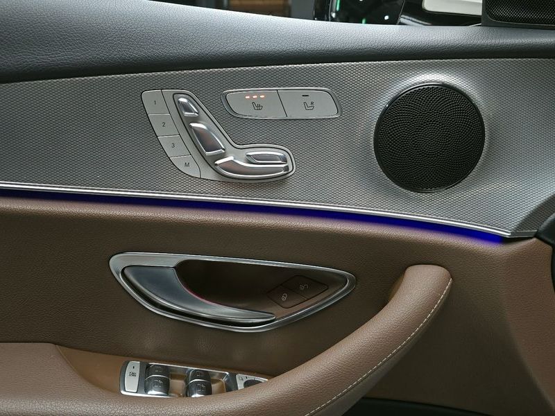 2018 Mercedes-Benz E-Class E200 Avantgarde photo 18