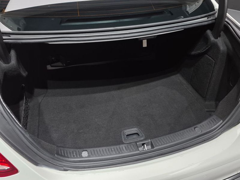 2018 Mercedes-Benz E-Class E200 Avantgarde photo 20