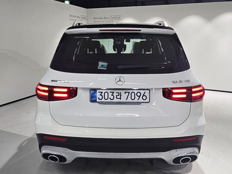 2025 Mercedes-Benz B-Class AMG GLB35 4MATIC photo 7
