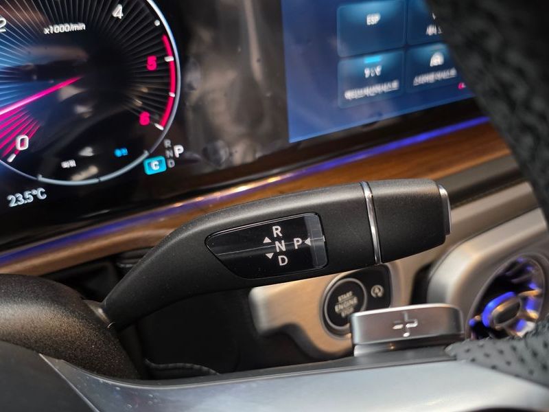 2026 Mercedes-Benz CLA G450d photo 9