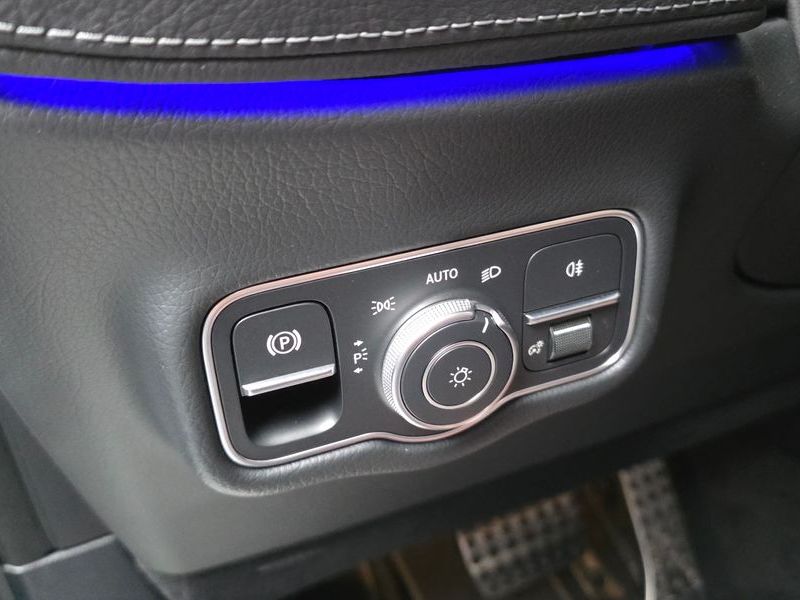 2026 Mercedes-Benz CLA G450d photo 17