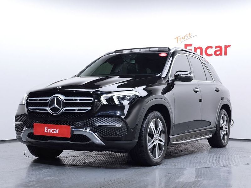 2020 Mercedes-Benz E-Class GLE300d 4MATIC photo 1