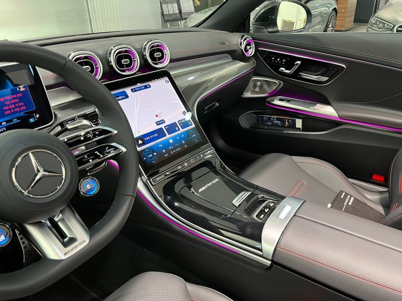 2026 Mercedes-Benz E-Class AMG CLE53 4MATIC+ Cabriolet photo 16
