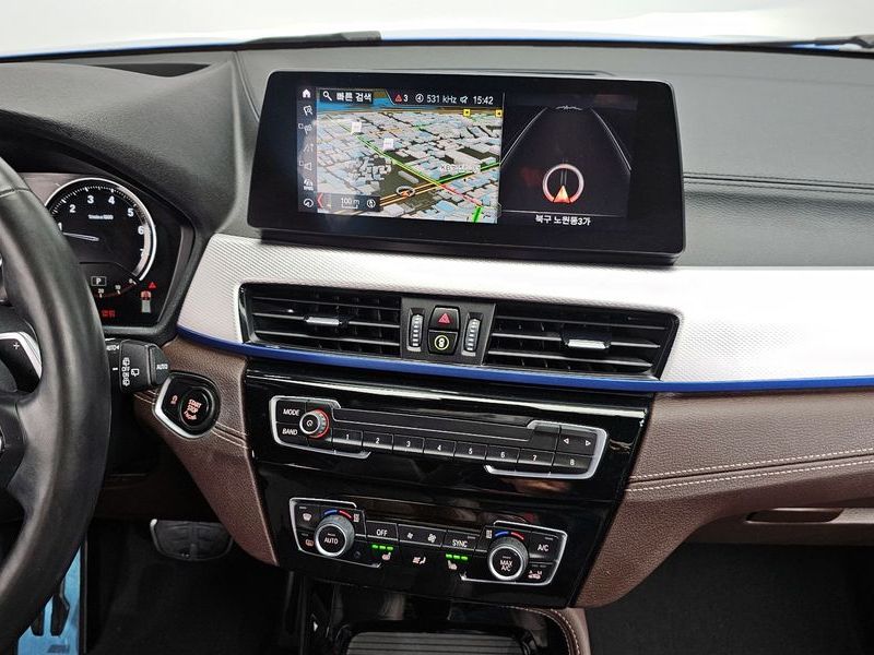 2023 BMW X2 xDrive20i M Sport photo 12