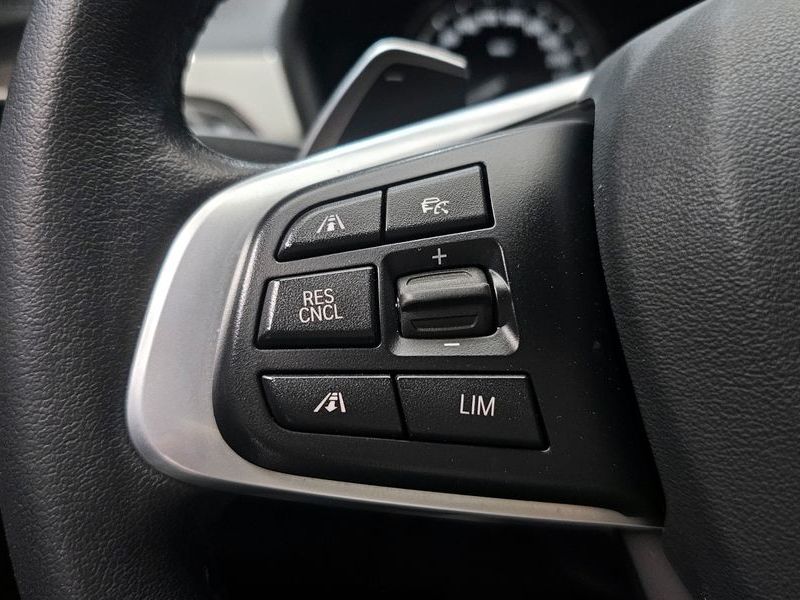 2021 BMW X1 xDrive 18d xLine photo 17