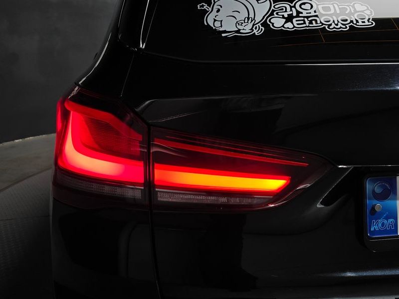 2021 BMW X1 xDrive 18d xLine photo 23