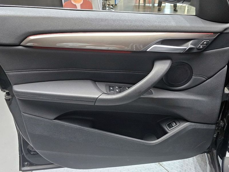 2021 BMW X1 xDrive 18d xLine photo 24