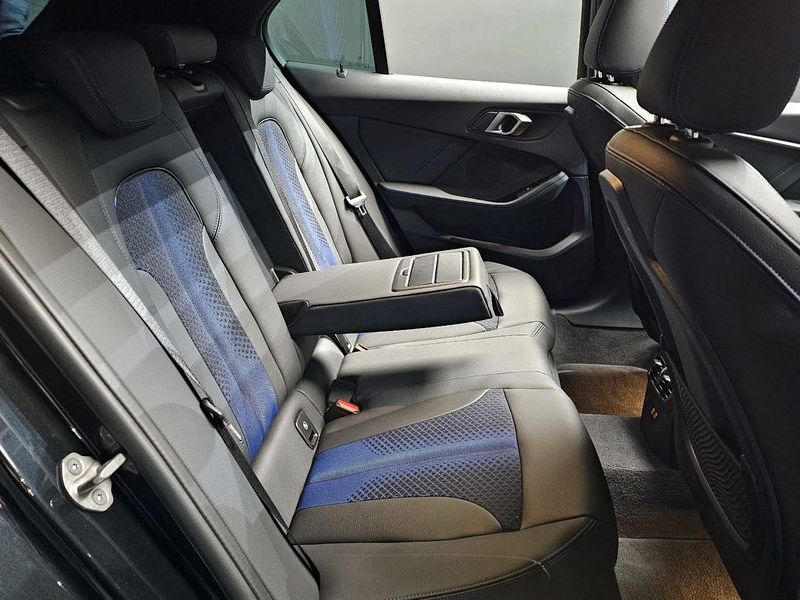 2024 BMW 1 Series 120i M Sports photo 12