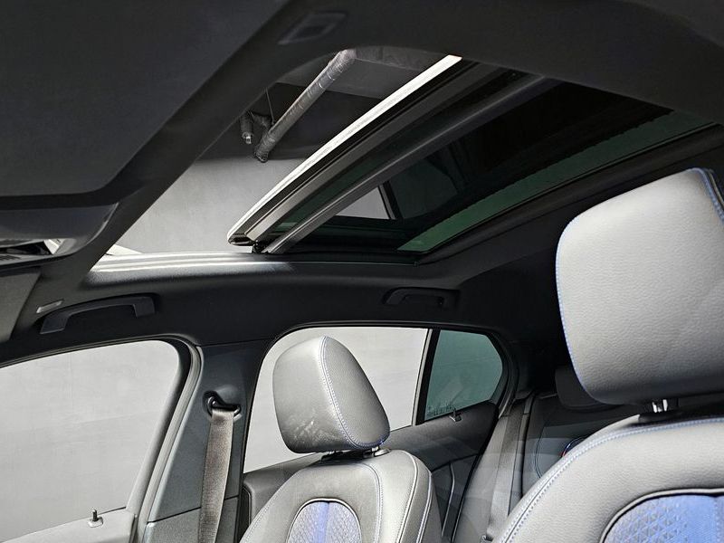 2024 BMW 1 Series 120i M Sports photo 19