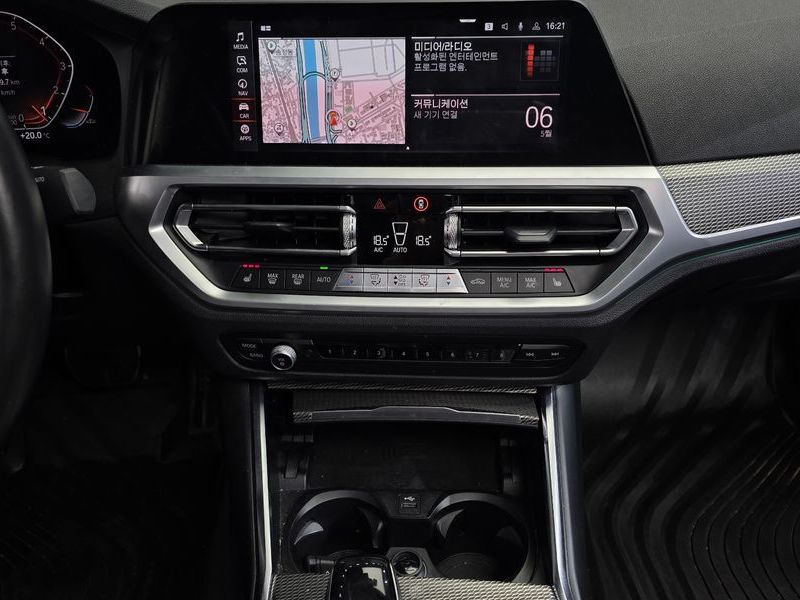 2021 BMW 3 Series 320i M Sport photo 15