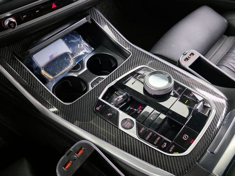 2024 BMW X7 xDrive 40i M Sport 7STR photo 9