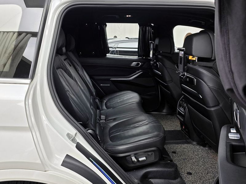 2024 BMW X7 xDrive 40i M Sport 7STR photo 12