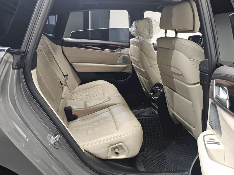 2021 BMW 6 Series 630i xDrive World Premiere Edition photo 12