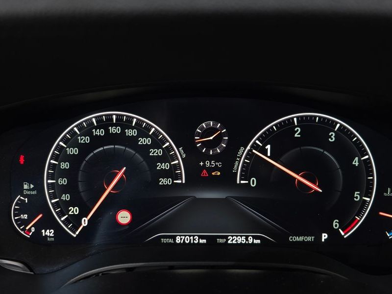 2019 BMW 6 Series 620d Luxury photo 8