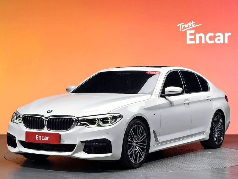 2020 BMW 5 Series 530i M Sport Package Plus photo 1