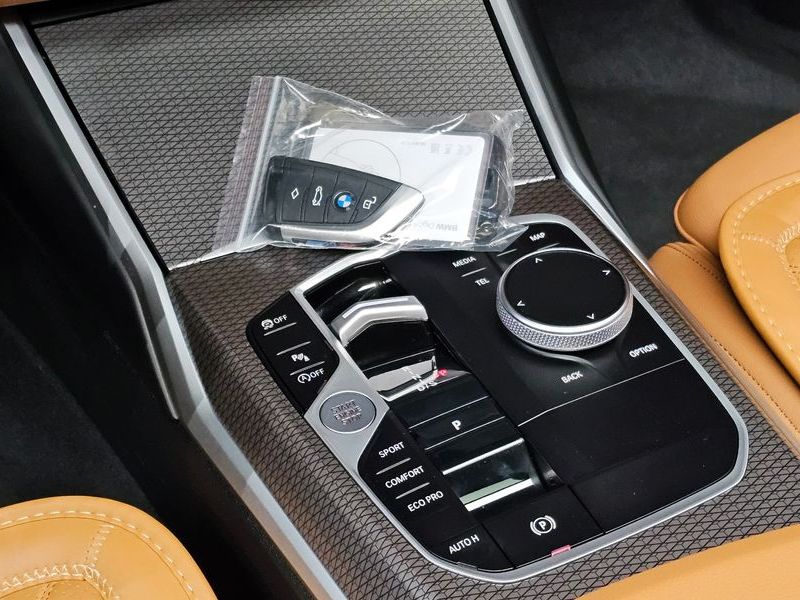 2024 BMW 3 Series 320d Touring M Sport photo 9