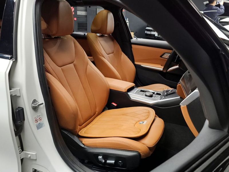 2024 BMW 3 Series 320d Touring M Sport photo 10