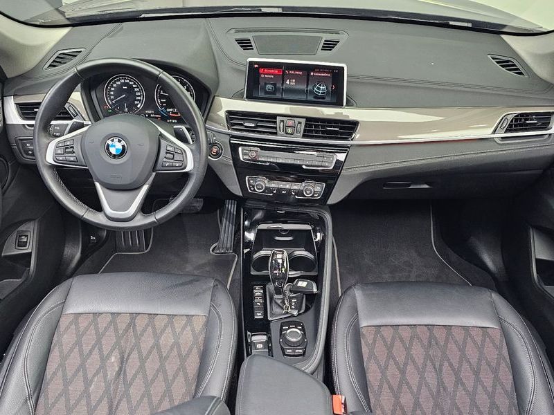 2021 BMW X1 xDrive 20i xLine photo 7