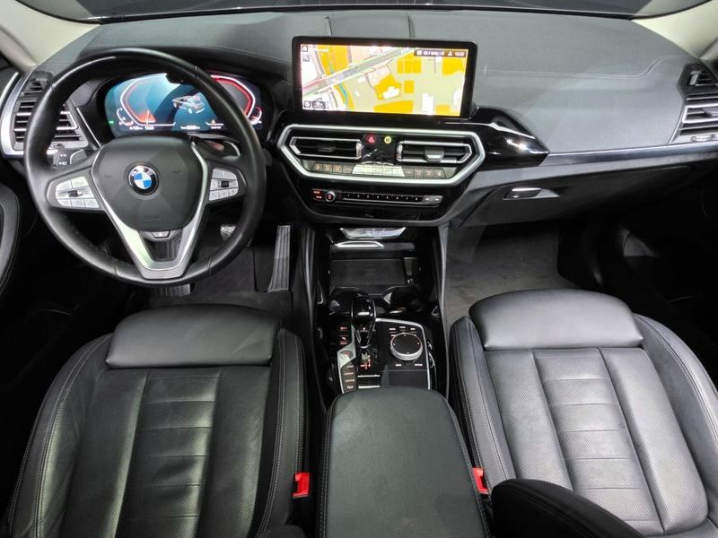 2023 BMW X4 xDrive20i xLine photo 7