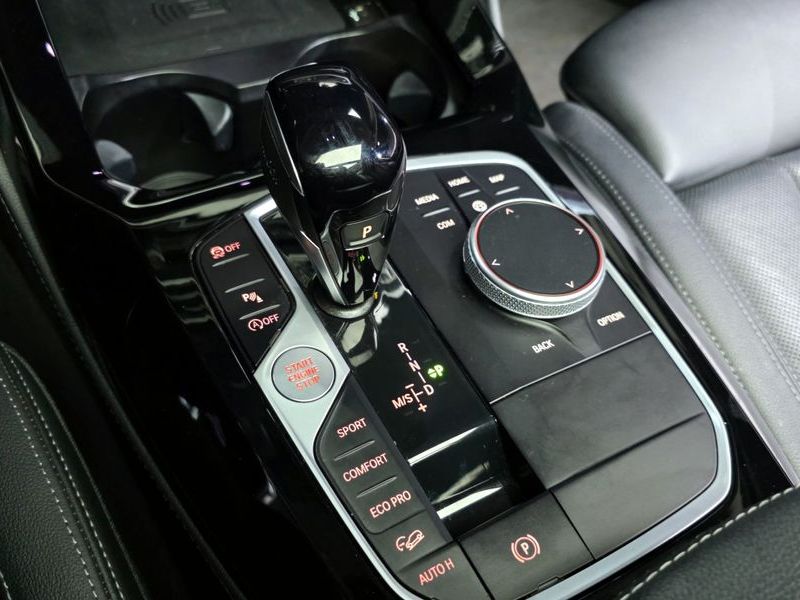 2023 BMW X4 xDrive20i xLine photo 9