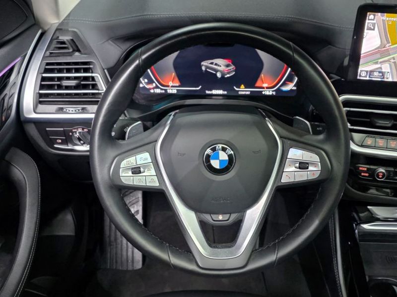 2023 BMW X4 xDrive20i xLine photo 13