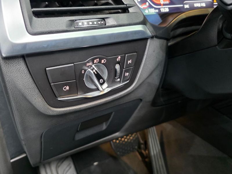 2023 BMW X4 xDrive20i xLine photo 17
