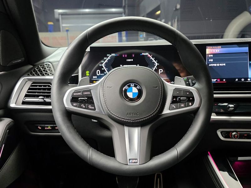 2026 BMW X5 xDrive 40i M Sport photo 13