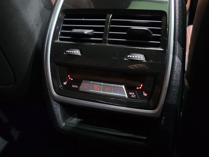 2022 BMW X6 xDrive30d M Sport photo 19