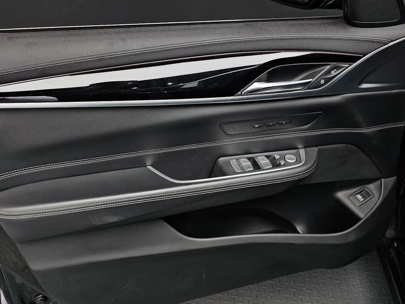 2020 BMW 6 Series 630d xDrive Luxury photo 24
