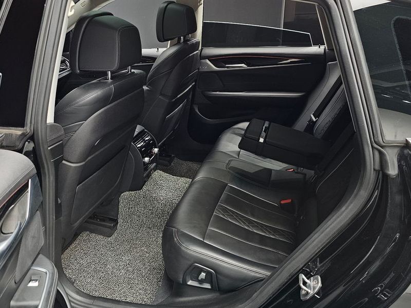 2020 BMW 6 Series 630d xDrive Luxury photo 26