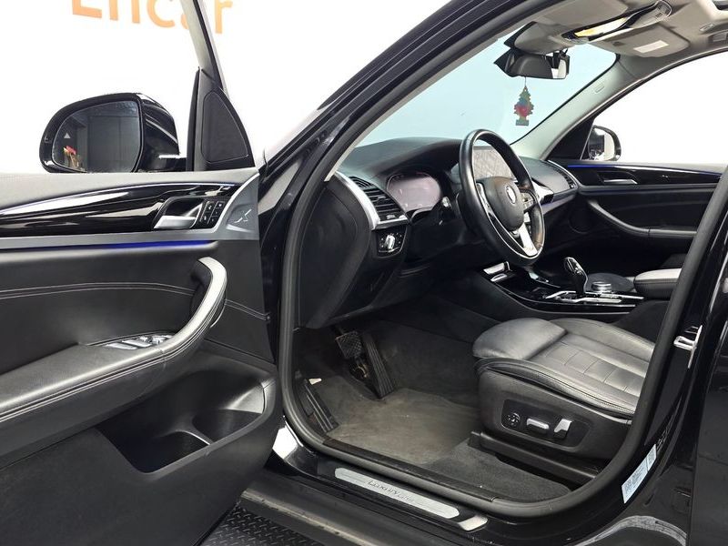 2021 BMW X3 xDrive 20i Luxury photo 10