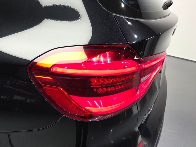 2021 BMW X3 xDrive 20i Luxury photo 23