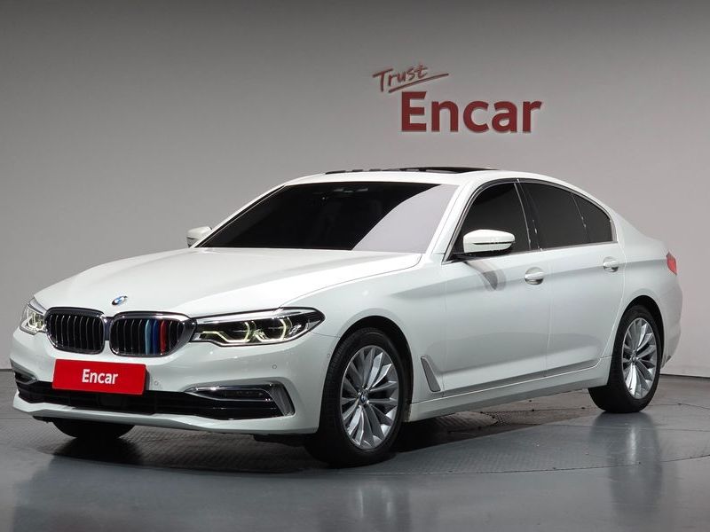2019 BMW 5 Series 530i Luxury Plus photo 1