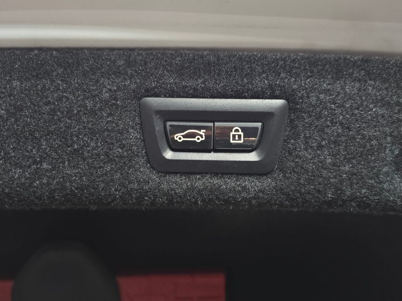 2019 BMW 5 Series 530i Luxury Plus photo 20