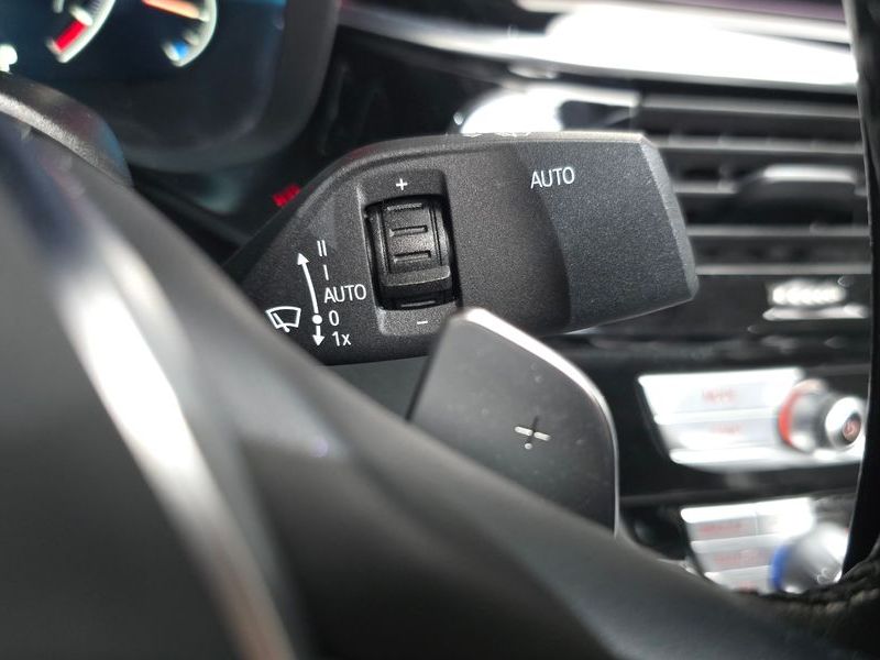 2019 BMW 5 Series 530i Luxury Plus photo 28
