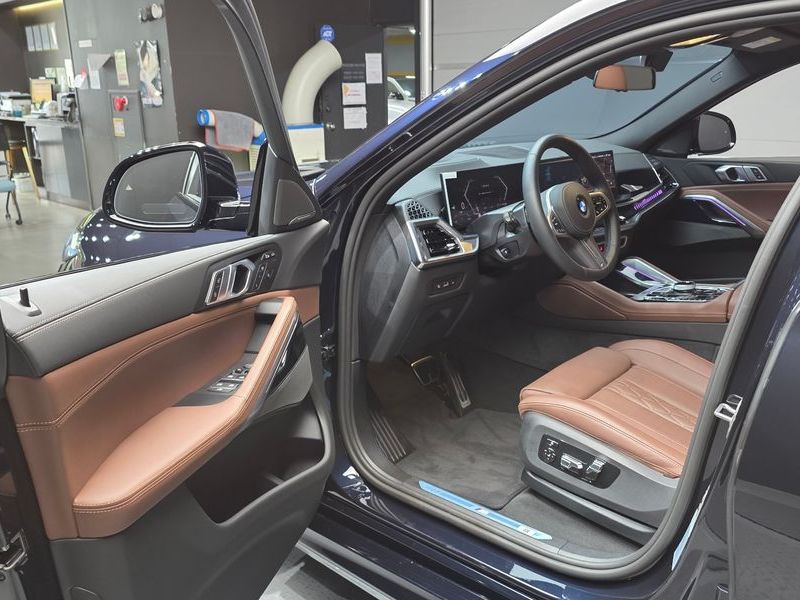 2026 BMW X6 xDrive40i M Sport photo 10
