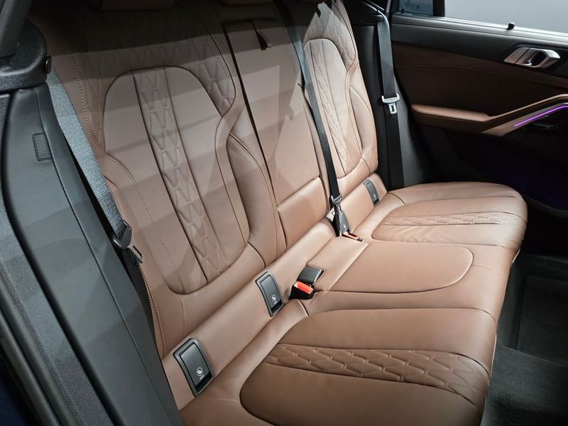 2026 BMW X6 xDrive40i M Sport photo 11