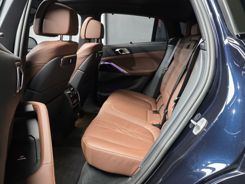 2026 BMW X6 xDrive40i M Sport photo 12