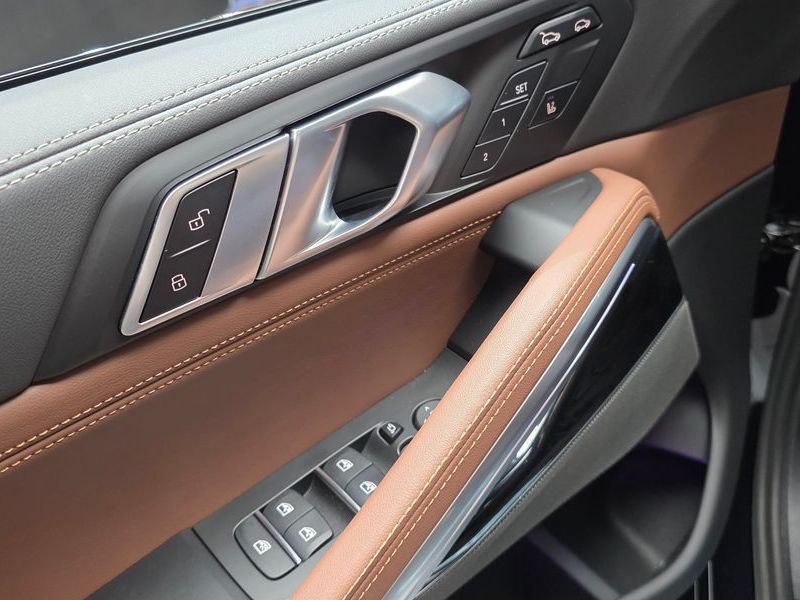 2026 BMW X6 xDrive40i M Sport photo 19