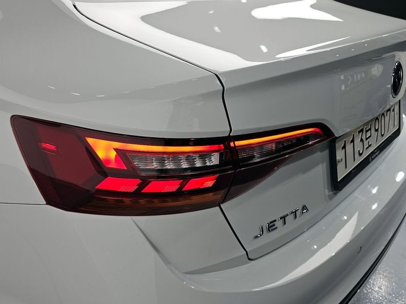 2024 Volkswagen Jetta 1.5 TSI Prestige photo 23