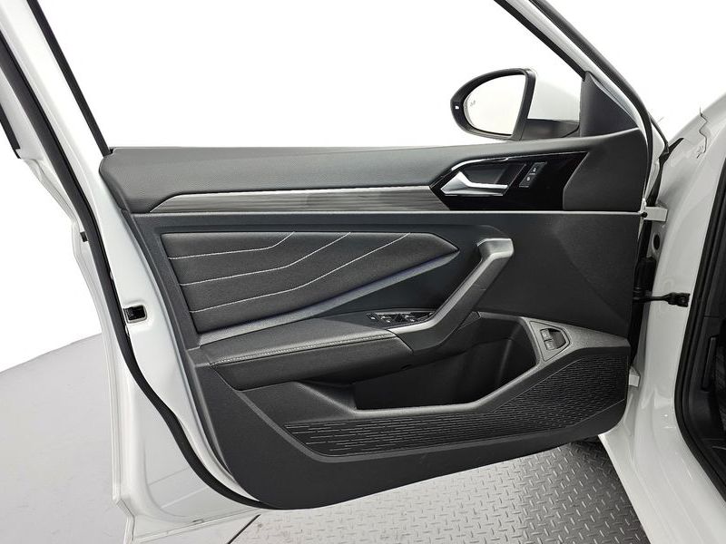 2024 Volkswagen Jetta 1.5 TSI Prestige photo 24