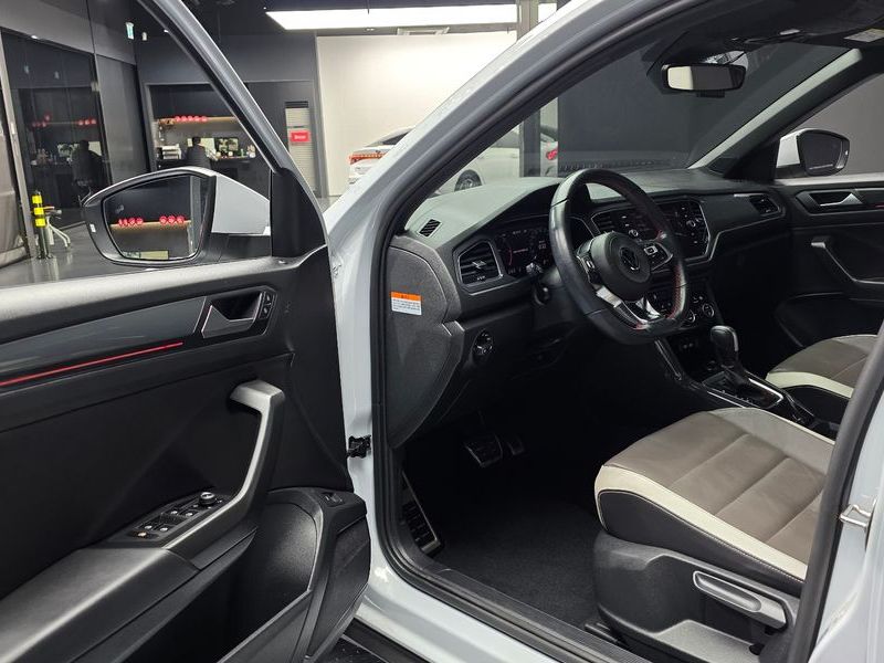 2021 Volkswagen T-Roc 2.0 TDI Prestige photo 10