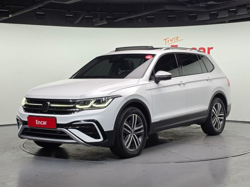 2022 Volkswagen Tiguan 2.0 TSI Prestige photo 1