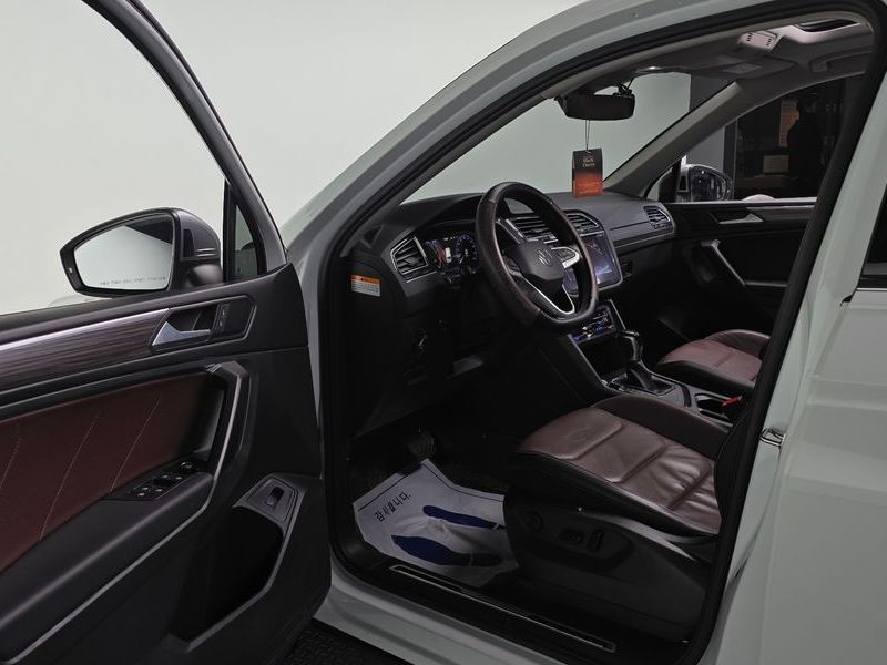 2022 Volkswagen Tiguan 2.0 TSI Prestige photo 10