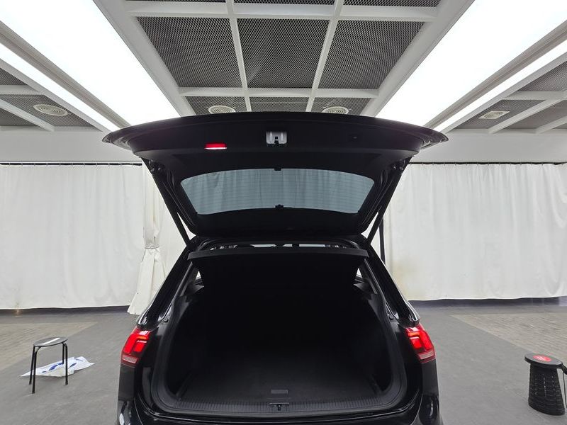 2022 Volkswagen Tiguan 2.0 TDI Premium photo 20